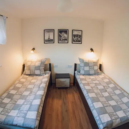 Letniskowe Aleksandra Lodge Stolpmünde